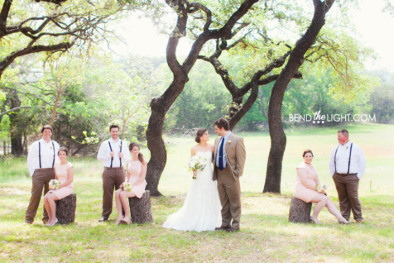 13-weddings-at-becker-vineyards-oak-tree-in-fredericksburg-texas-tx